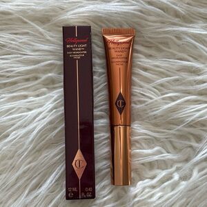 Charlotte Tilbury Beauty Highlighter Wand Spotlight